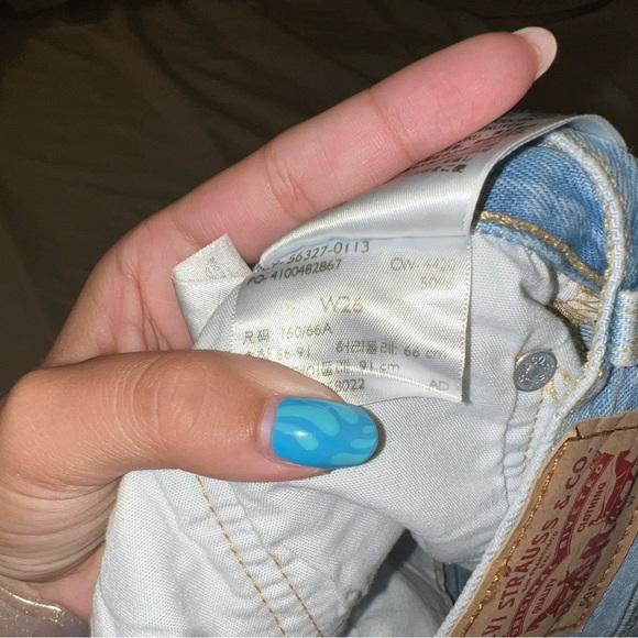 Women’s Levis 501 Shorts - Picture 4 of 4